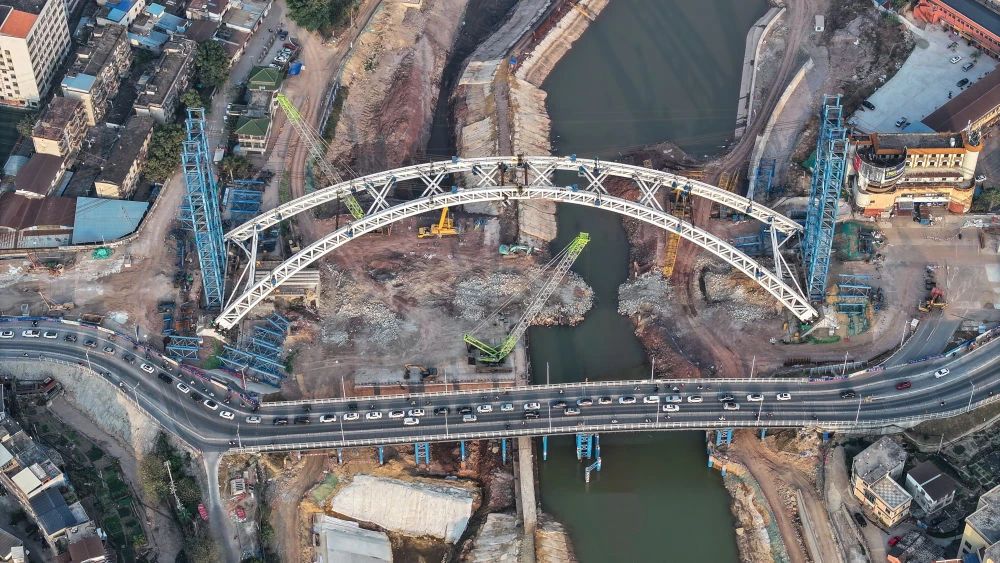 這是2025年2月4日拍攝的廣西平陸運(yùn)河建設(shè)工地現(xiàn)場(chǎng)。.jpg