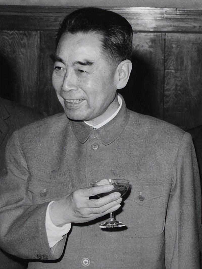周恩來(lái)1.jpg