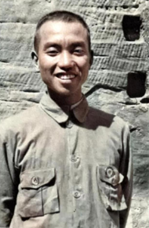任八路軍120師師長(zhǎng)的蕭克.png