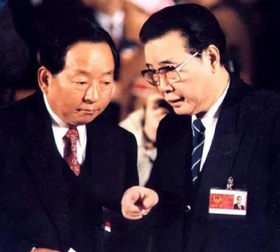 田紀云.png