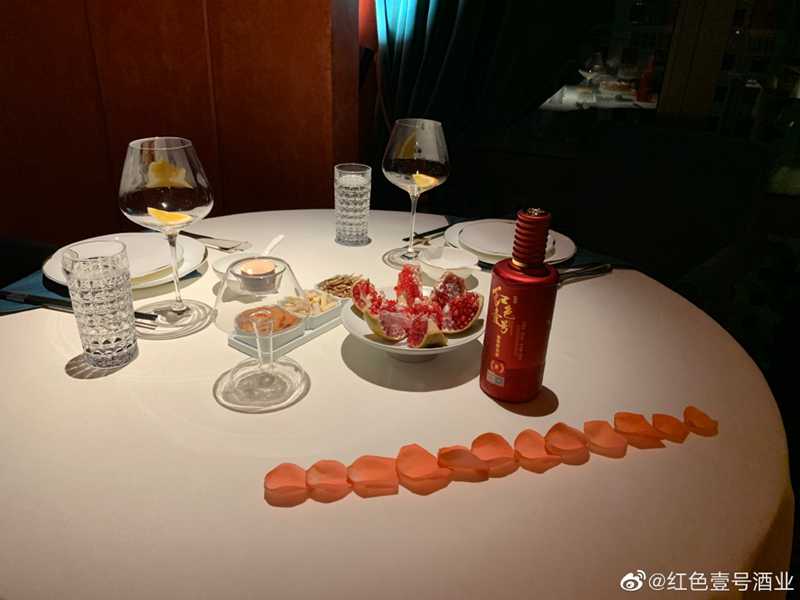 酒道，是一種簡單而從容，優(yōu)雅而厚道的酒文化。   (圖2)