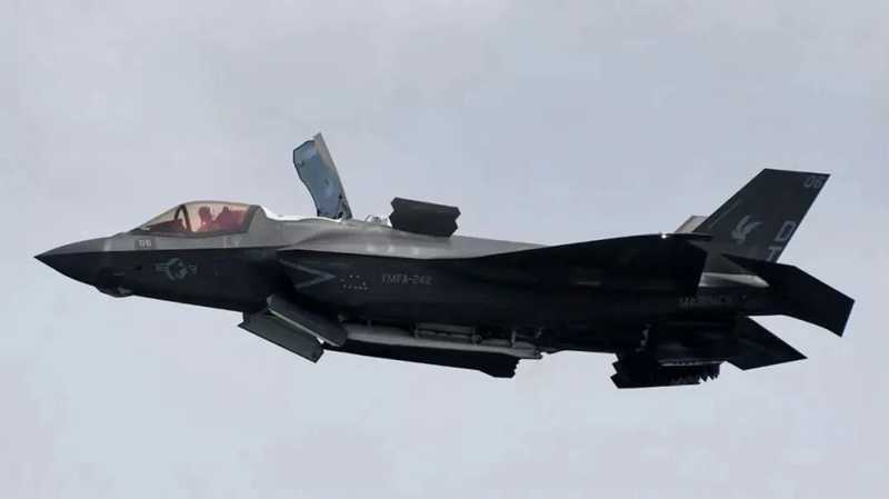 資料圖：F-35B戰(zhàn)機(jī)（來(lái)源：參考消息）.jpg