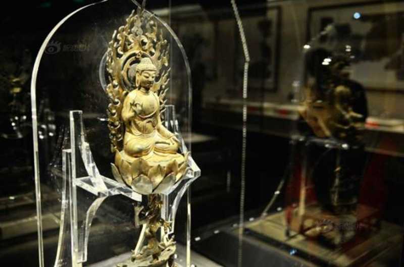 此尊，妙相莊嚴(yán)，極有盛唐風(fēng)格，.jpg