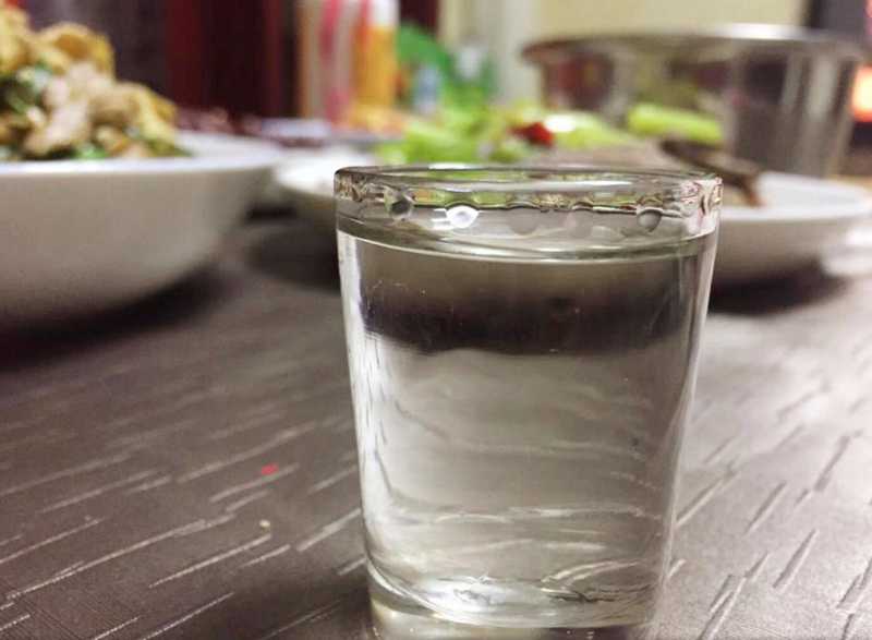 每天都在喝“白酒”的人，最終身體怎么樣了？酒友：看完獲益匪淺