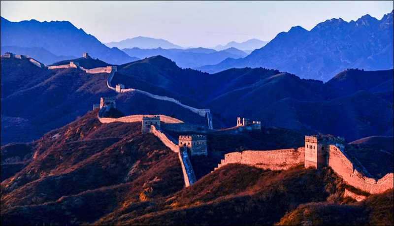 從《長(zhǎng)城》看真實(shí)的最美明長(zhǎng)城金山嶺_旅游中國(guó)_中國(guó)網(wǎng)_中國(guó)旅游外宣第一品牌