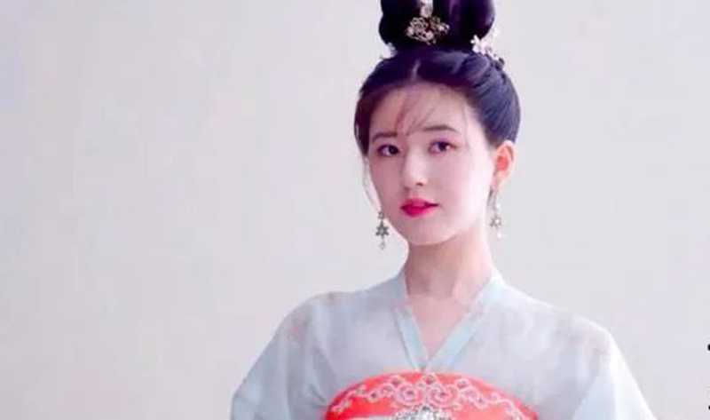 “感情這場(chǎng)戲，夠狠，你就贏了”1.jpg