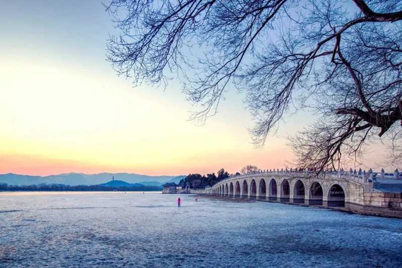 從頭越，蒼山如海，殘陽如血。.jpg