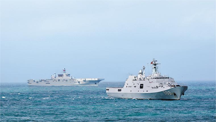 近日，海軍某支隊組織實戰(zhàn)化訓(xùn)練。徐苗波攝.jpg