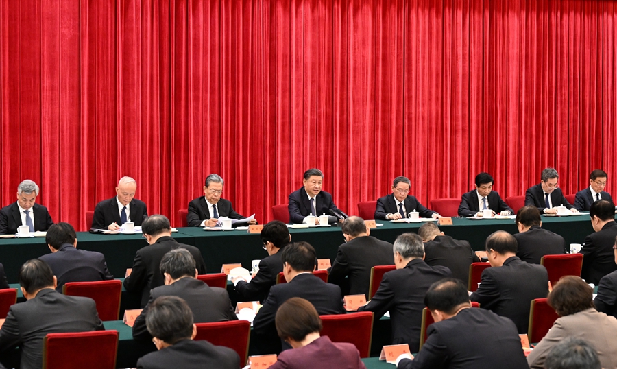 中共中央在北京人民大會堂舉行紀念毛澤東同志誕辰130周年座談會.jpg