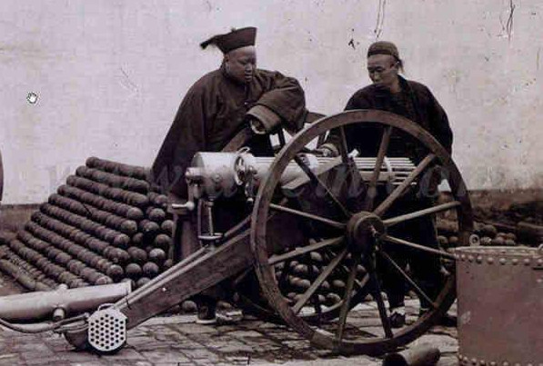 特林重機(jī)槍1.jpg