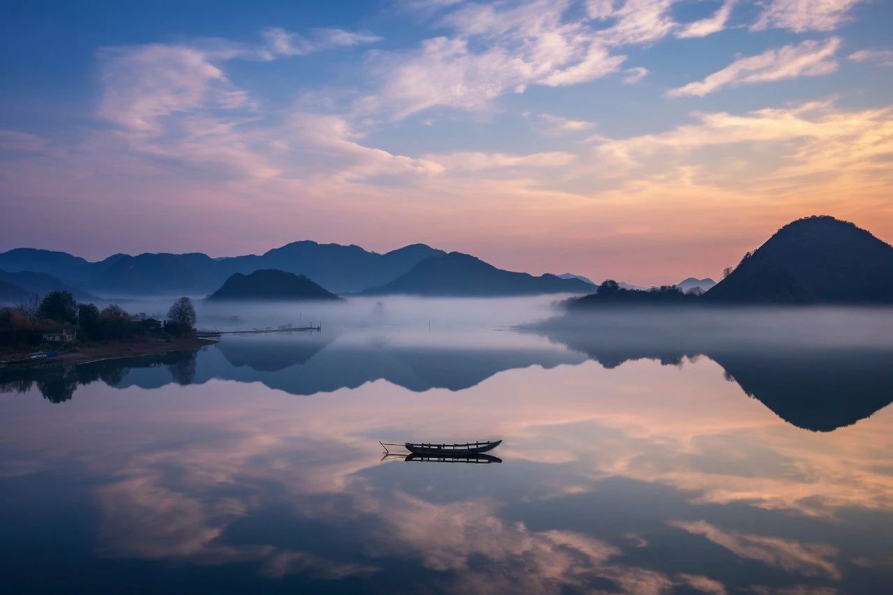 前山槎牙忽變態(tài)，后嶺雜沓如驚奔.jpg