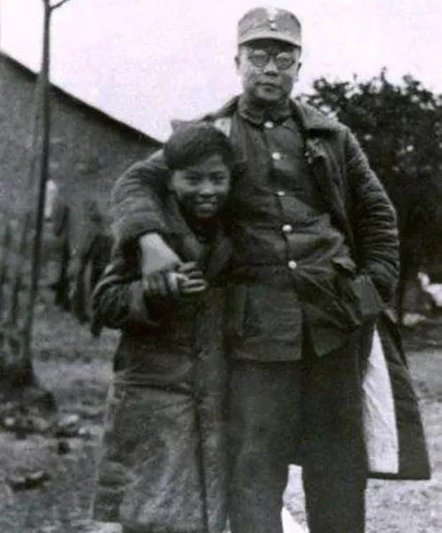 英雄氣短，兒女情長，李克農(nóng)將軍的家國深情4.jpg